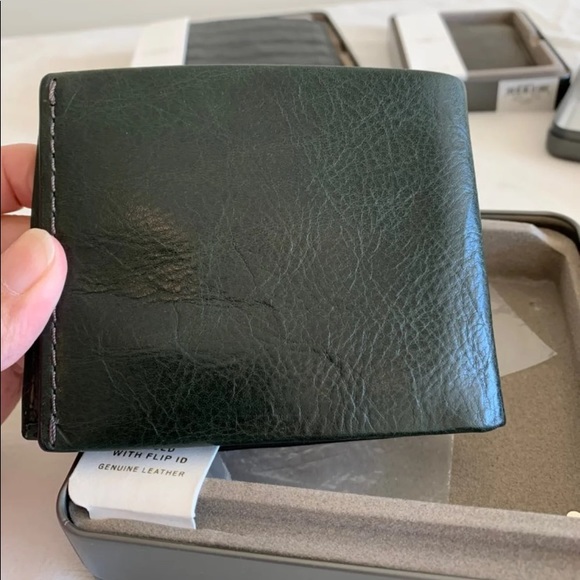 Fossil Spruce Wallet Beck Bifold W/ Flip ID - Picture 3 of 8